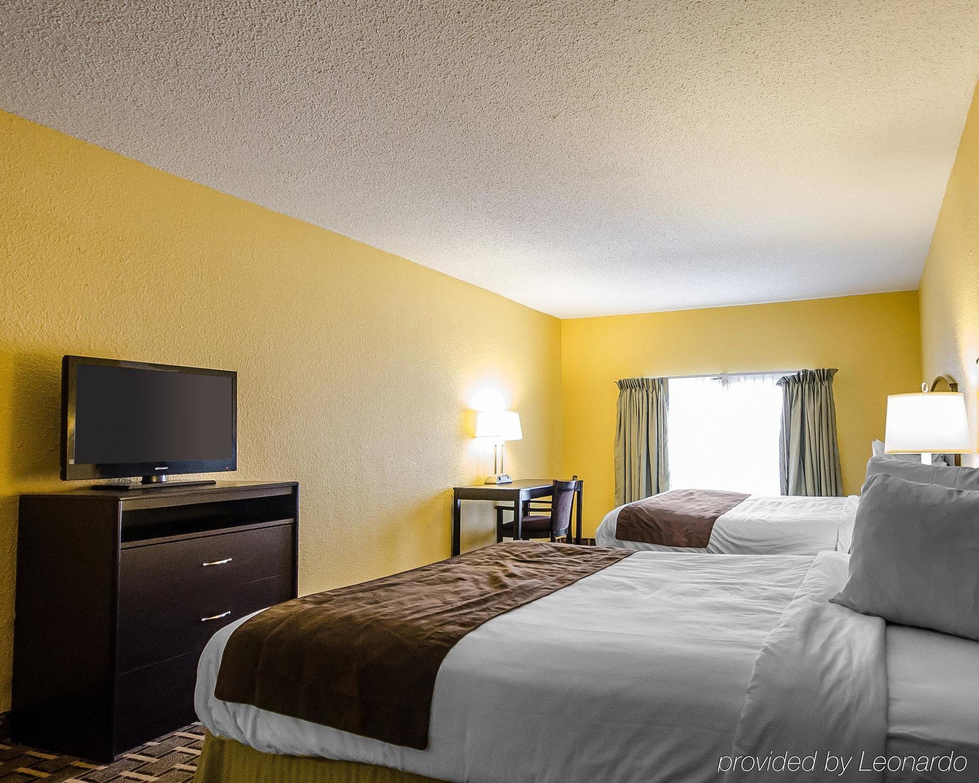 Quality Inn Вансен Екстериор снимка